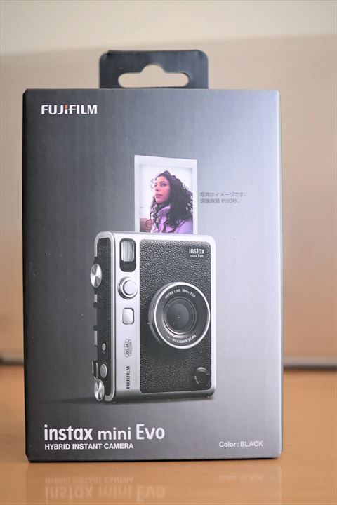 チェキ instax mini Evo
