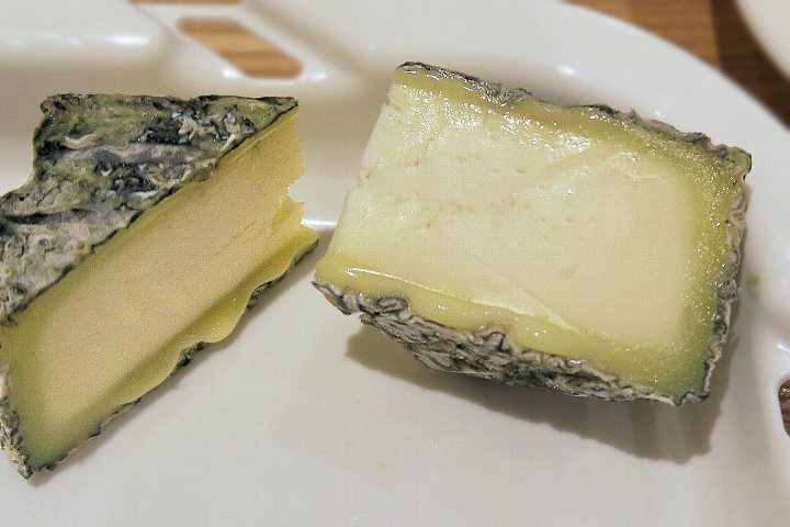 トレフル
