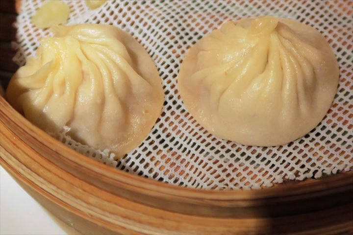 <"ディンタイフォンの小籠包"