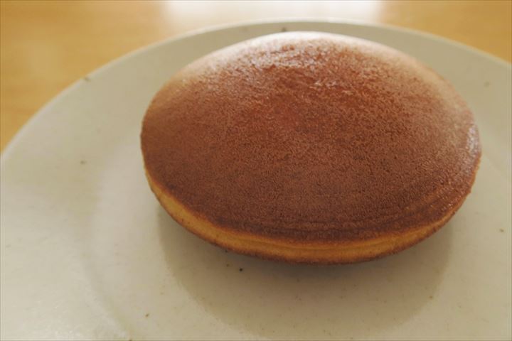 1027たねやのどら焼き