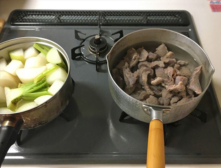 牛すじ煮込み