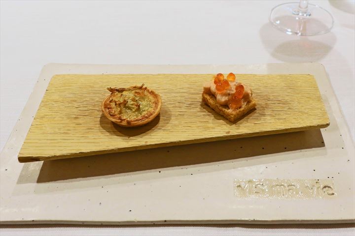 アミューズ