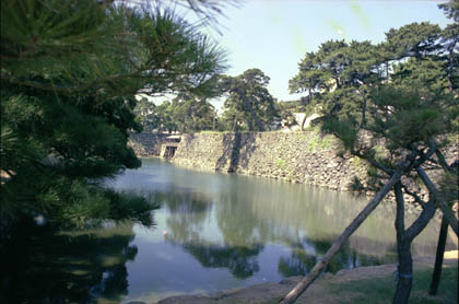 高松城：二の丸と内苑御庭の間の内堀