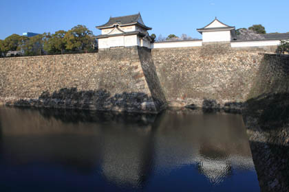 大坂城：千貫櫓に大手門