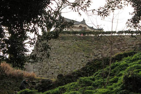 宇和島城：御書物矢倉跡の下の石垣
