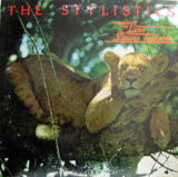 The Lion Sleeps Tonighty/The Stylistics